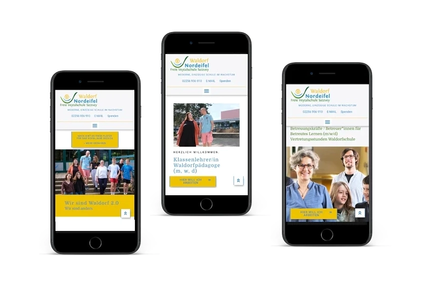 3 Smartphones, die Stellenanzeigen einer Schule zeigen